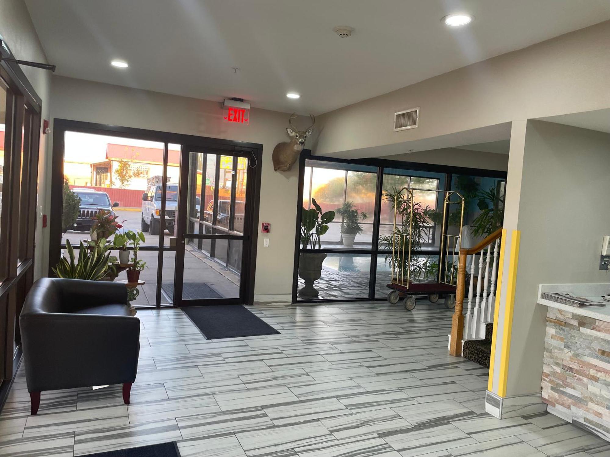 Days Inn By Wyndham Childress Esterno foto